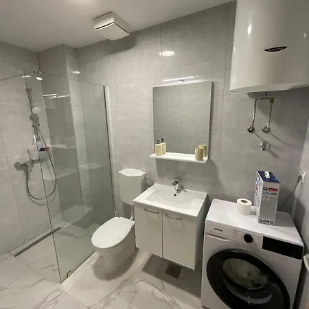 Acros Διαμέρισμα Τρέμπινιε