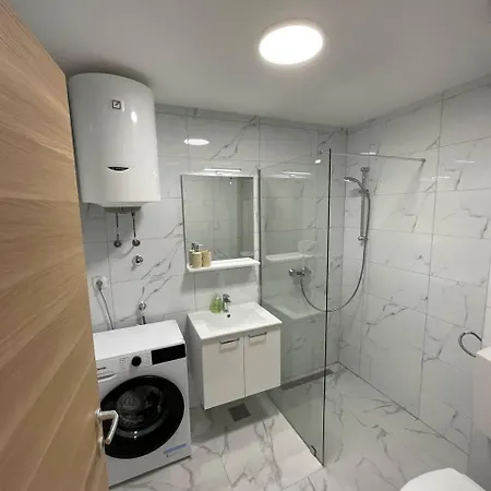 Acros Διαμέρισμα Τρέμπινιε