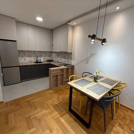 Acros Apartment *